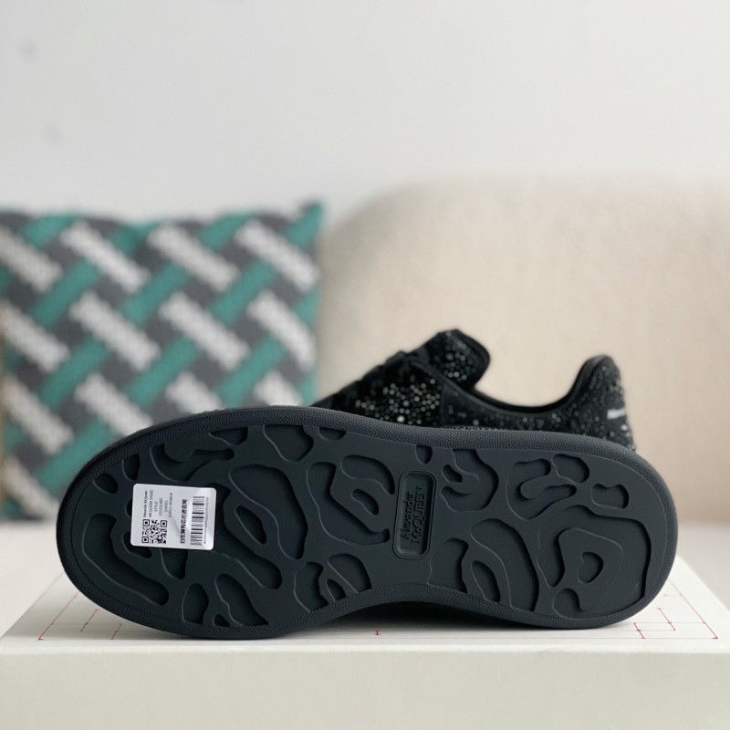 Ale*d*r M*Q*en  Sneakers