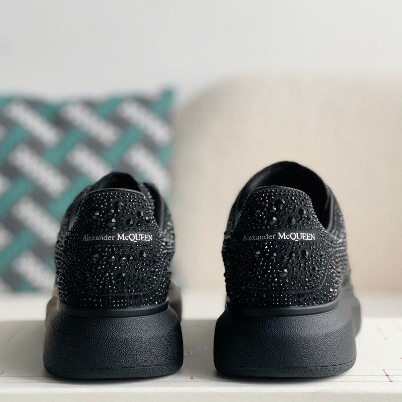 Ale*d*r M*Q*en  Sneakers