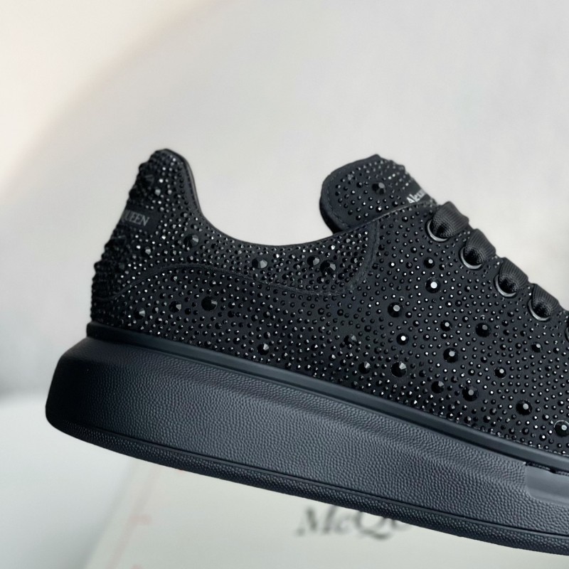 Ale*d*r M*Q*en  Sneakers