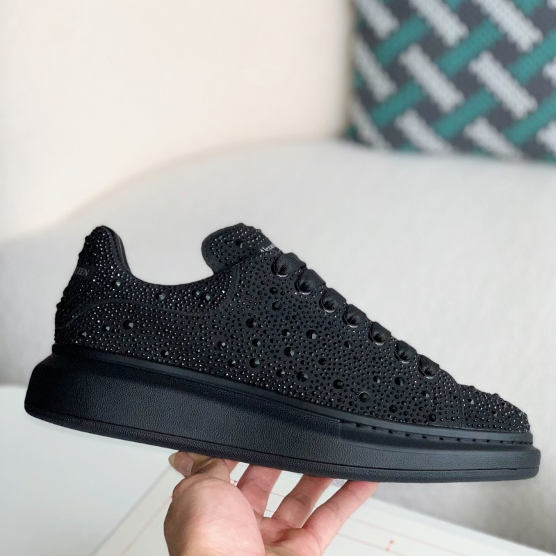 Ale*d*r M*Q*en  Sneakers
