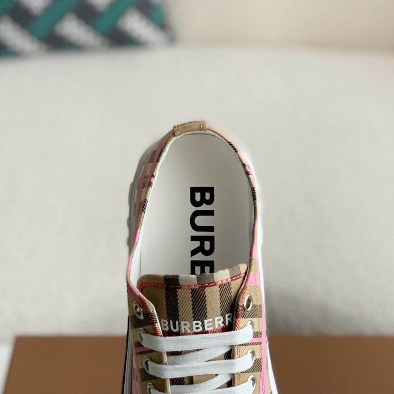 B**rry Low cut casual sports shoes