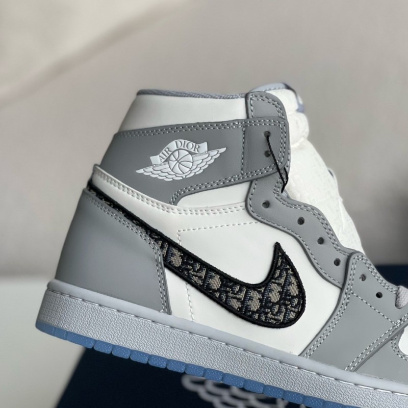 D*0r x NIKE JORDAN 1 Sneaker