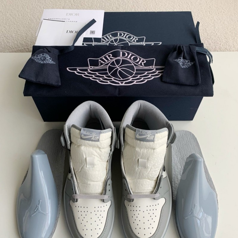 D*0r x NIKE JORDAN 1 Sneaker