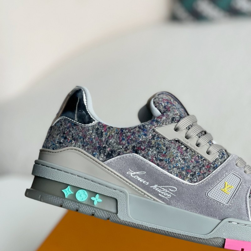 L0*is V*t0n SNEAKERS