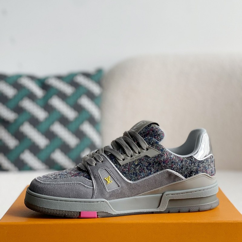 L0*is V*t0n SNEAKERS