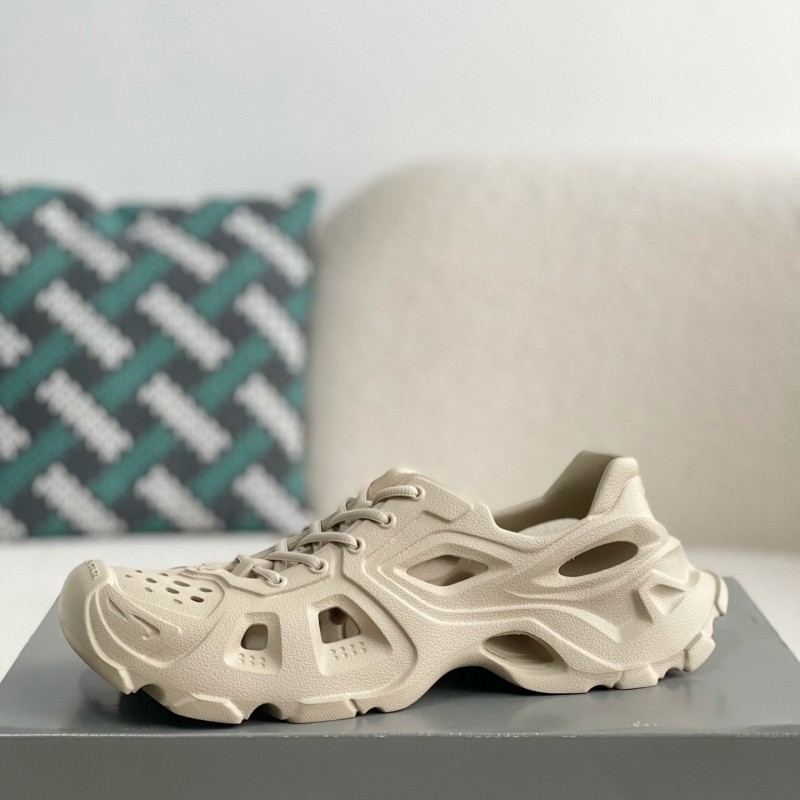 Ba*len*cia*ga rubber sneakers