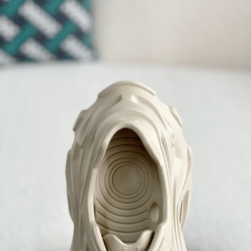 Ba*len*cia*ga rubber sneakers