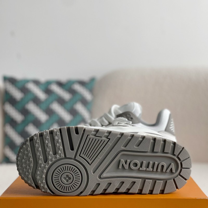 L0*is V*t0n TRAINER MAXI SNEAKERS