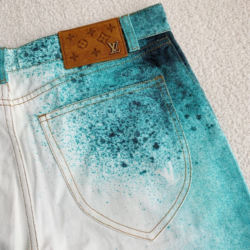 L0*is V*t0n Costumes