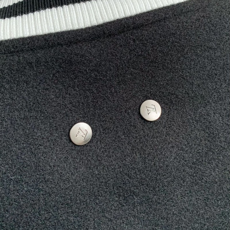 L0*is V*t0n  Jackets