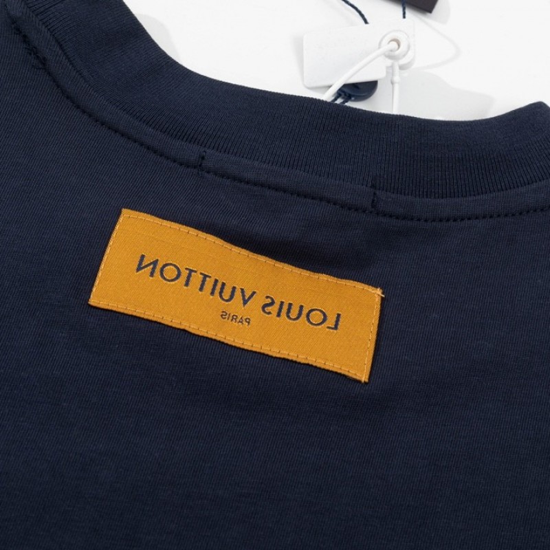 L0*is V*t0n 23ss small plane full print pattern gold classic T-shirt