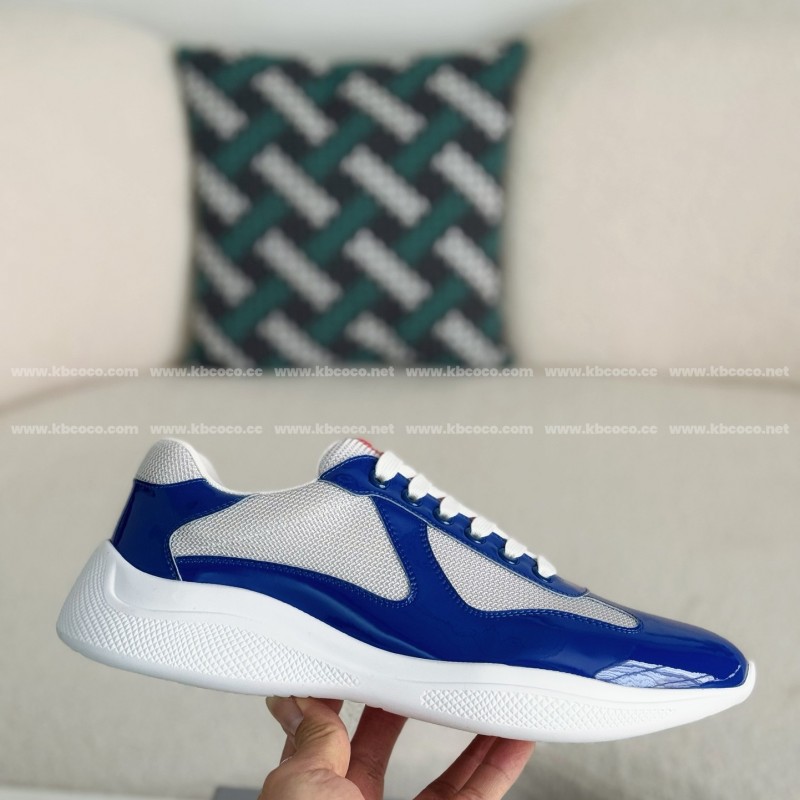 Pra*a Sneakers