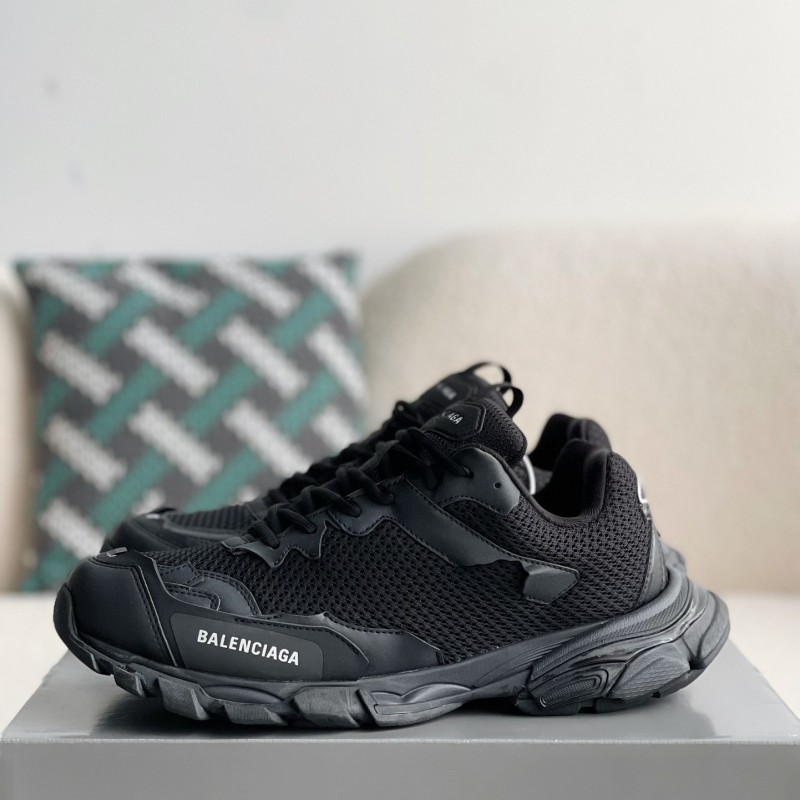 Ba*len*cia*ga Runner Sneakers