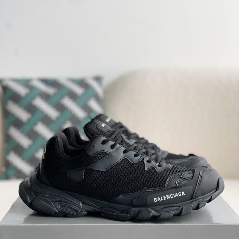 Ba*len*cia*ga Runner Sneakers