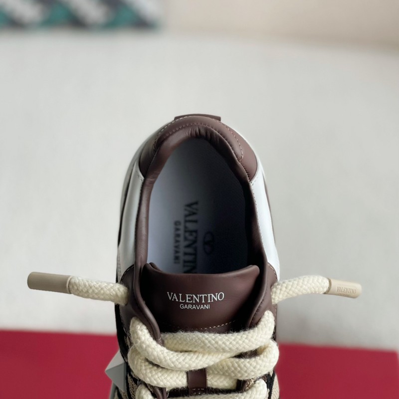 va*t*no One Stud Sneakers