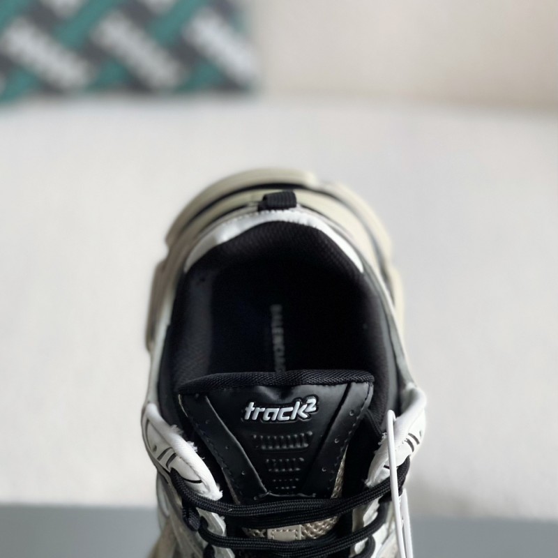 Ba*len*cia*ga Runner Sneakers