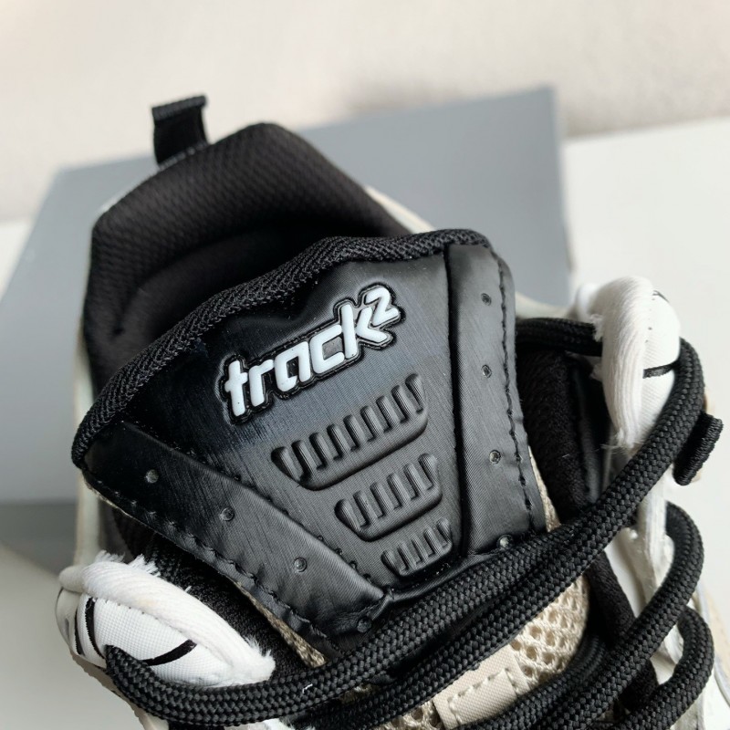 Ba*len*cia*ga Runner Sneakers