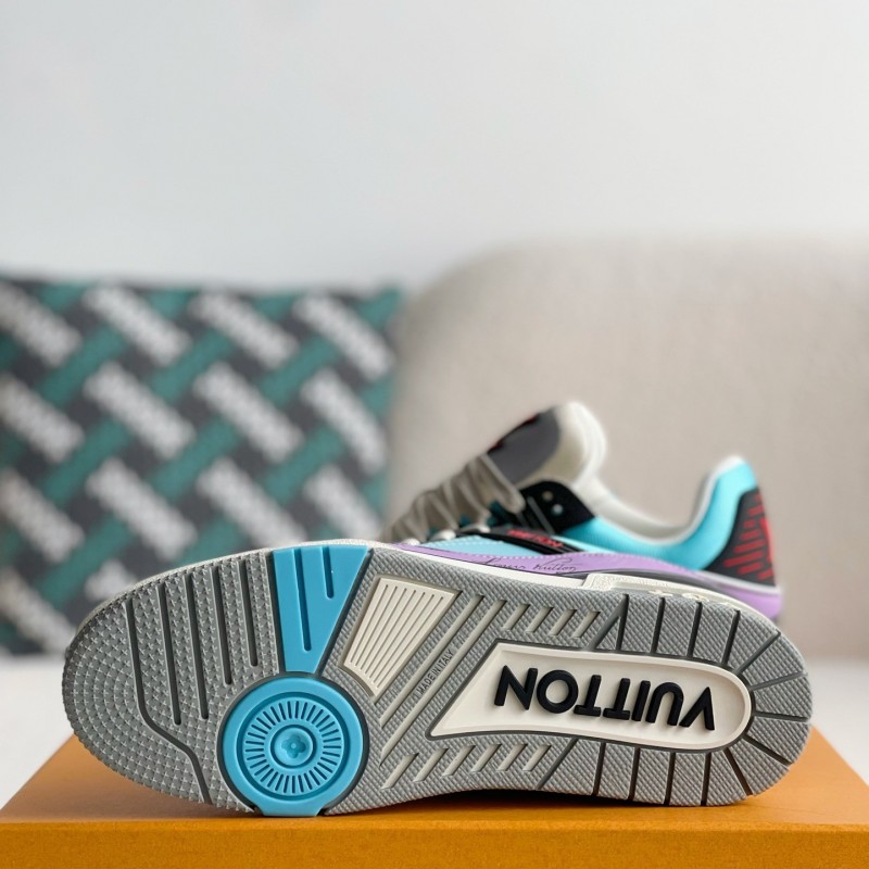 L0*is V*t0n TRAINER Sneakers