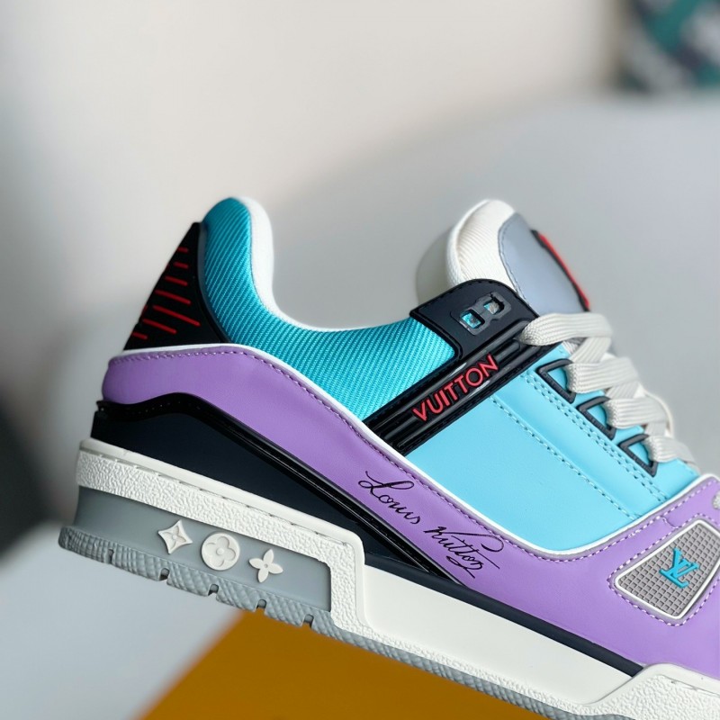 L0*is V*t0n TRAINER Sneakers