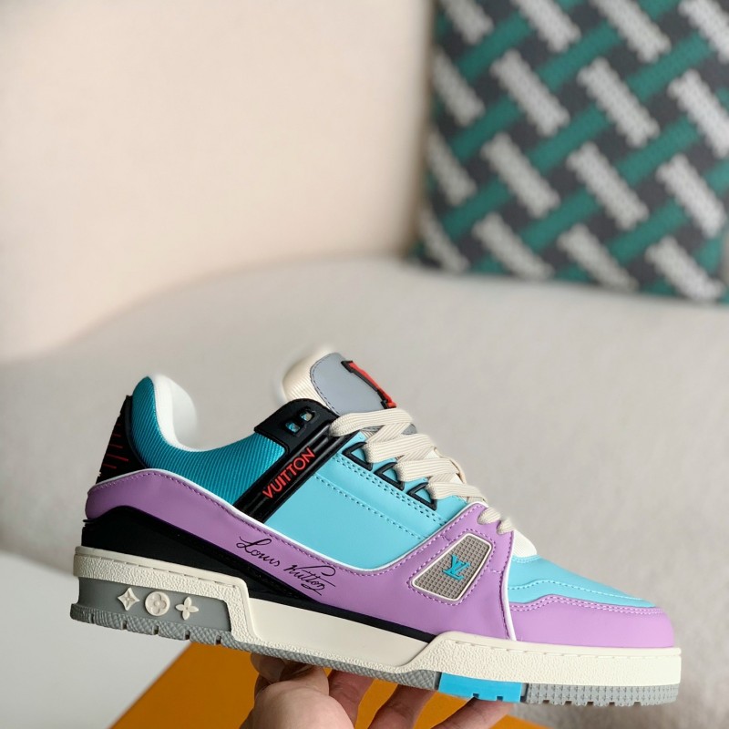 L0*is V*t0n TRAINER Sneakers