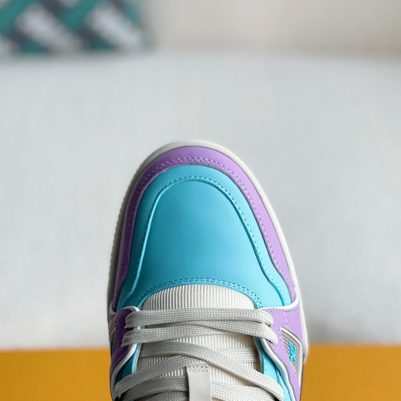 L0*is V*t0n TRAINER Sneakers