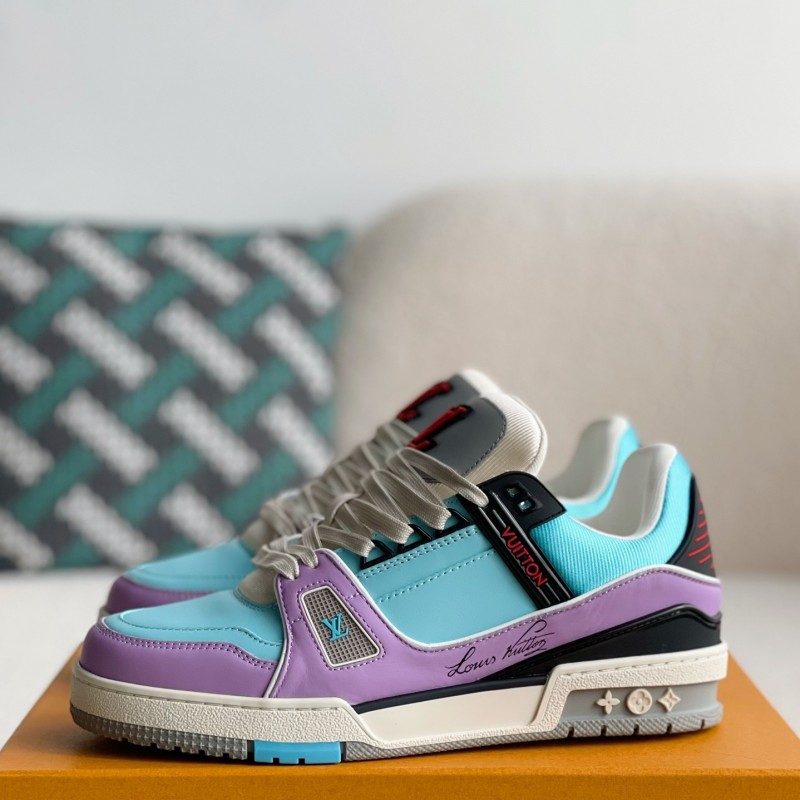 L0*is V*t0n TRAINER Sneakers