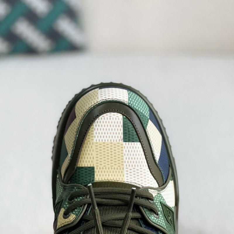 L0*is V*t0n TRAINER MAXI SNEAKERS