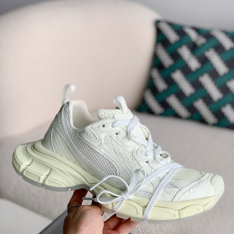 Ba*len*cia*ga Runner Sneakers