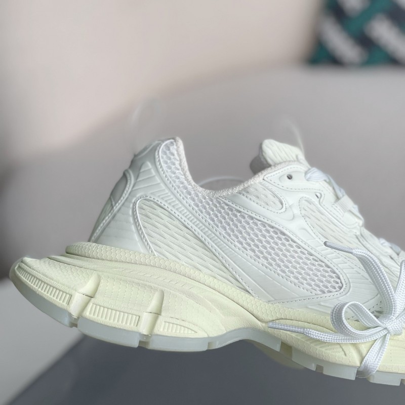 Ba*len*cia*ga Runner Sneakers