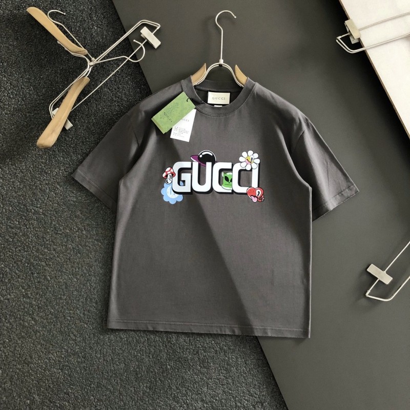 G*u*i  t-shirt