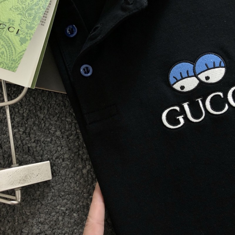 G*u*i Floral neckline embroidered polo shirt with cartoon lettering