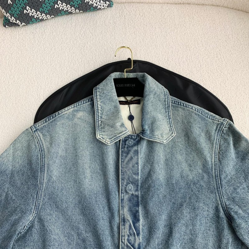 L0*is V*t0n Cowboy Shirts