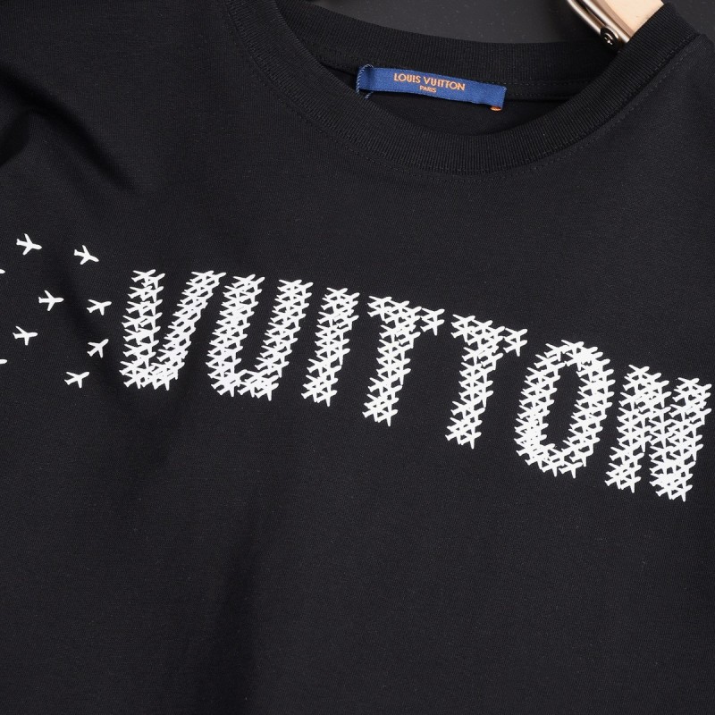 L0*is V*t0n 24SS early spring new large-scale small aircraft printed t-shirt