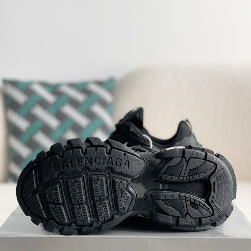 Ba*len*cia*ga Runner Sneakers