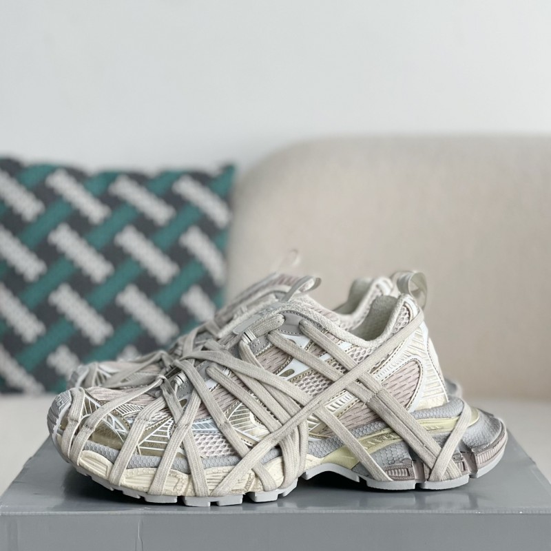 Ba*len*cia*ga Runner Sneakers