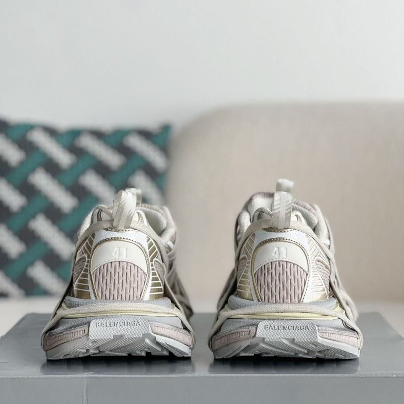 Ba*len*cia*ga Runner Sneakers