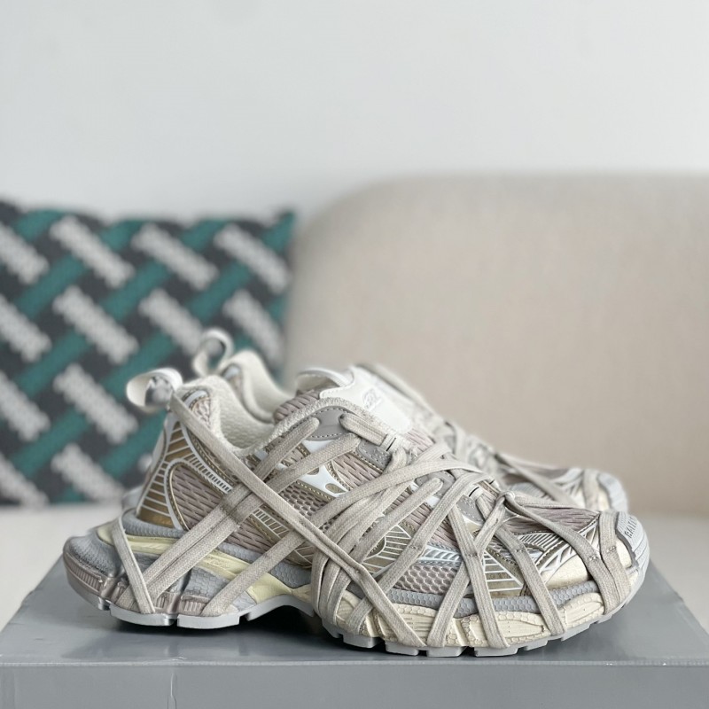 Ba*len*cia*ga Runner Sneakers