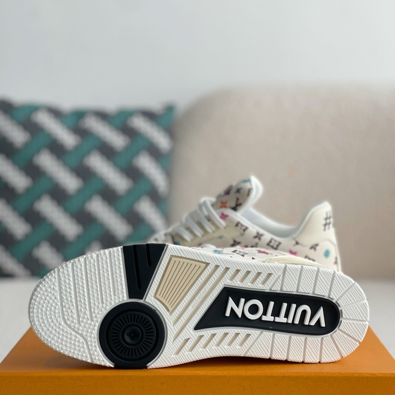 L0*is V*t0n SNEAKERS