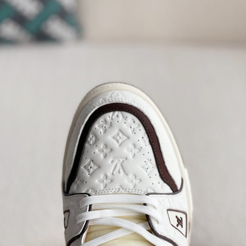 L0*is V*t0n SNEAKERS_