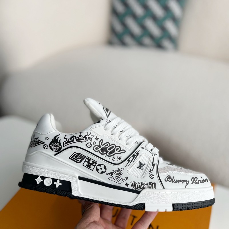 L0*is V*t0n SNEAKERS