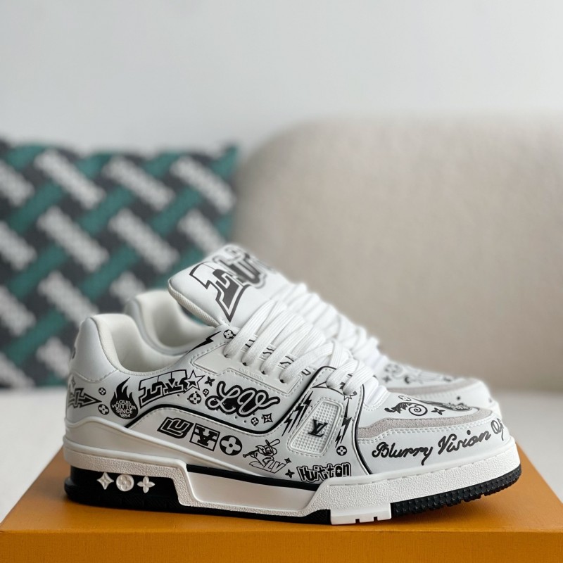 L0*is V*t0n SNEAKERS