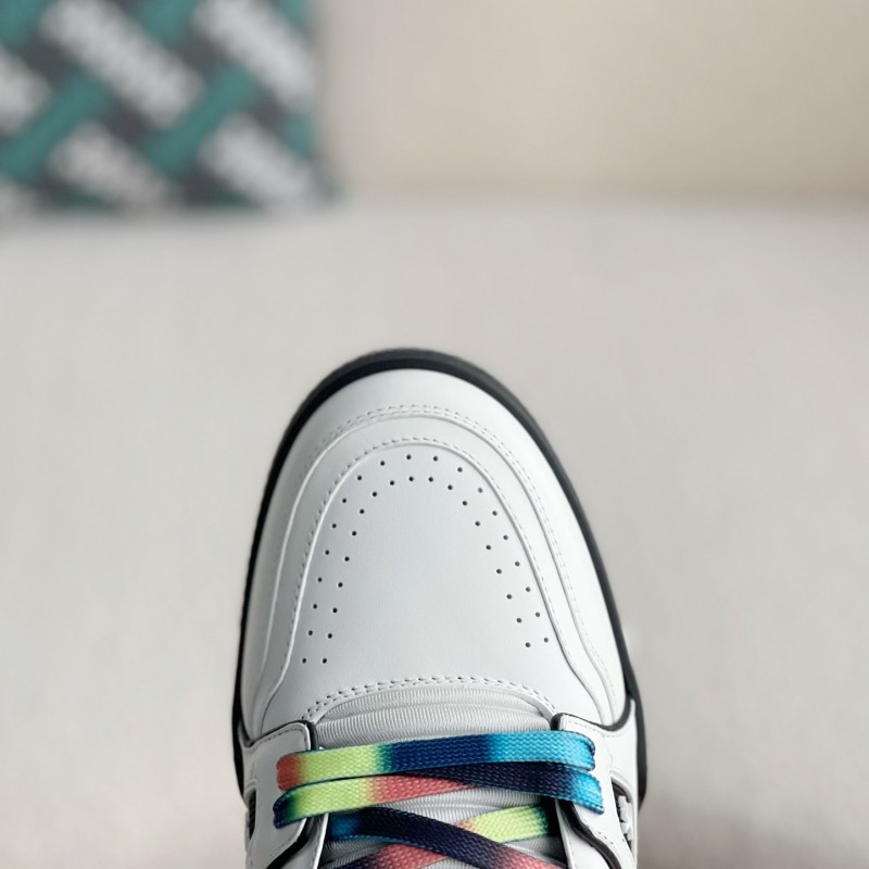 L0*is V*t0n SNEAKERS