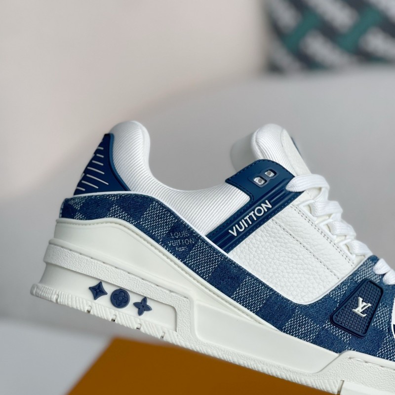 L0*is V*t0n SNEAKERS