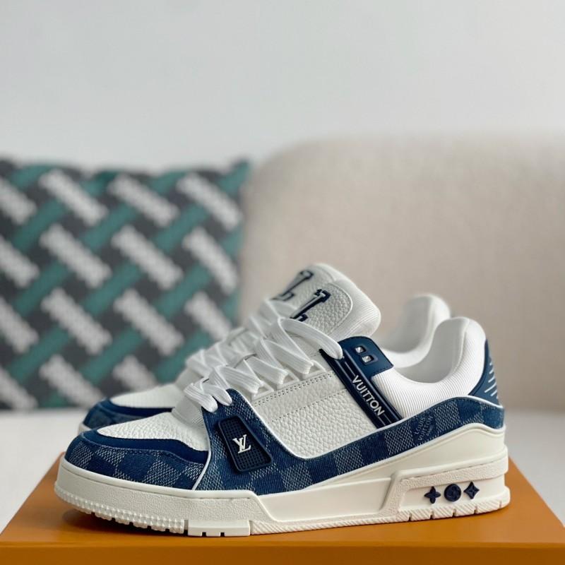 L0*is V*t0n SNEAKERS