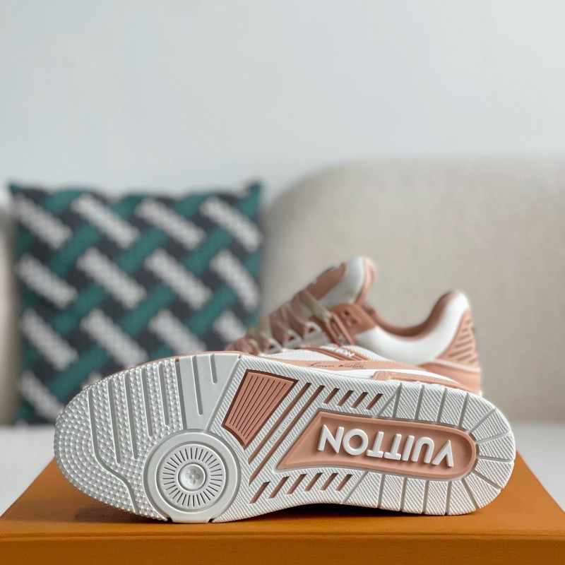 L0*is V*t0n SNEAKERS