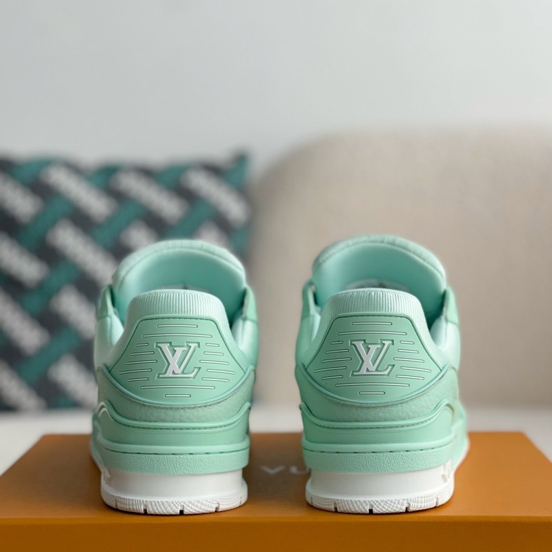 L0*is V*t0n SNEAKERS