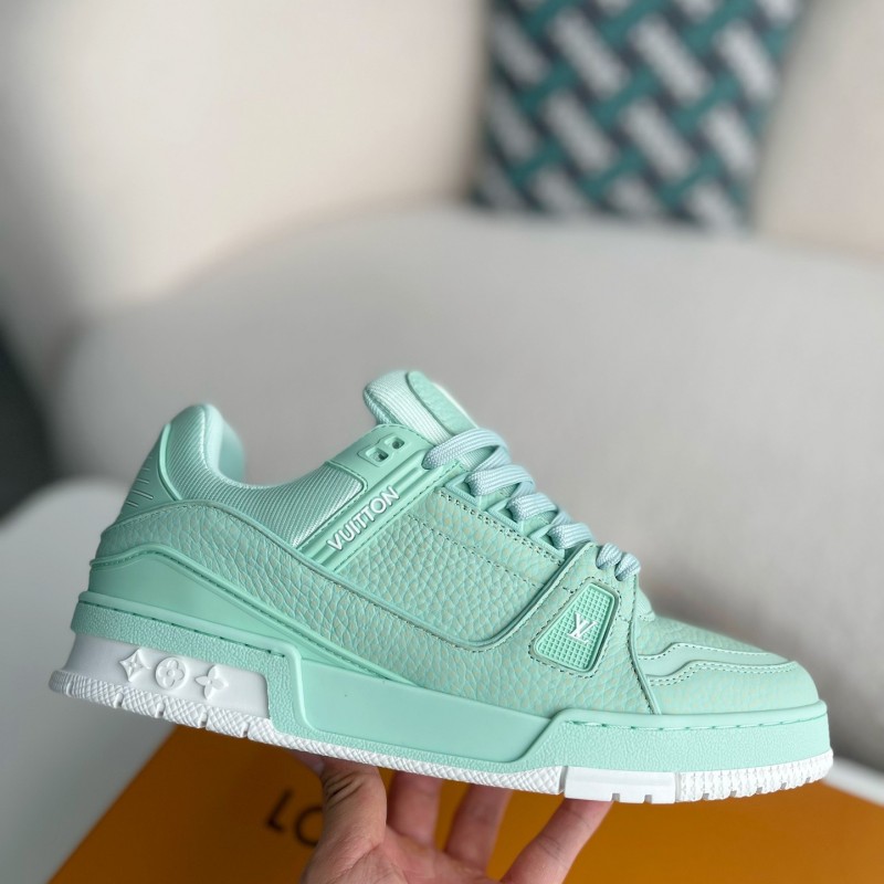 L0*is V*t0n SNEAKERS