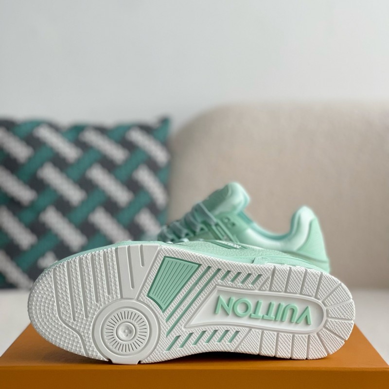 L0*is V*t0n SNEAKERS