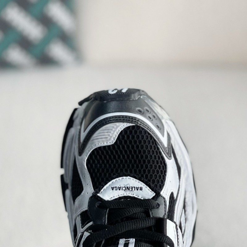 Ba*len*cia*ga Runner Sneakers