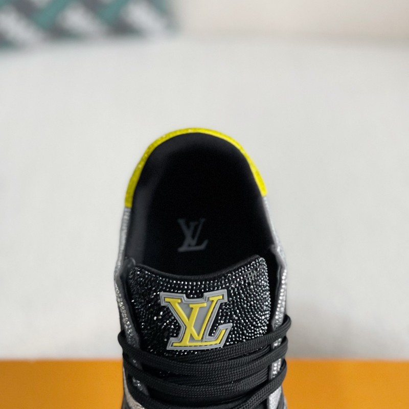 L0*is V*t0n Trainers Sneakers